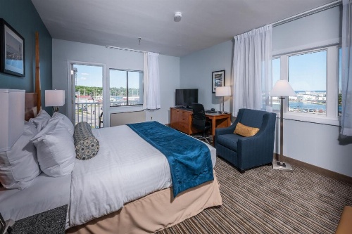 Rockland Harbor Hotel image 20