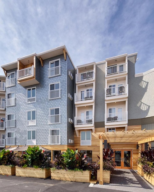 Rockland Harbor Hotel image 23