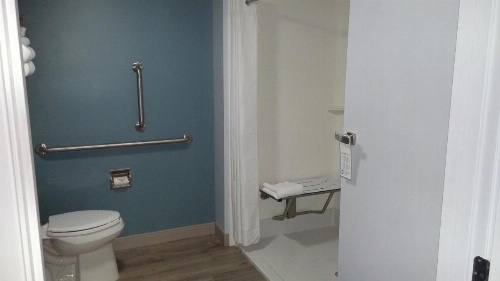 Rockland Harbor Hotel image 38